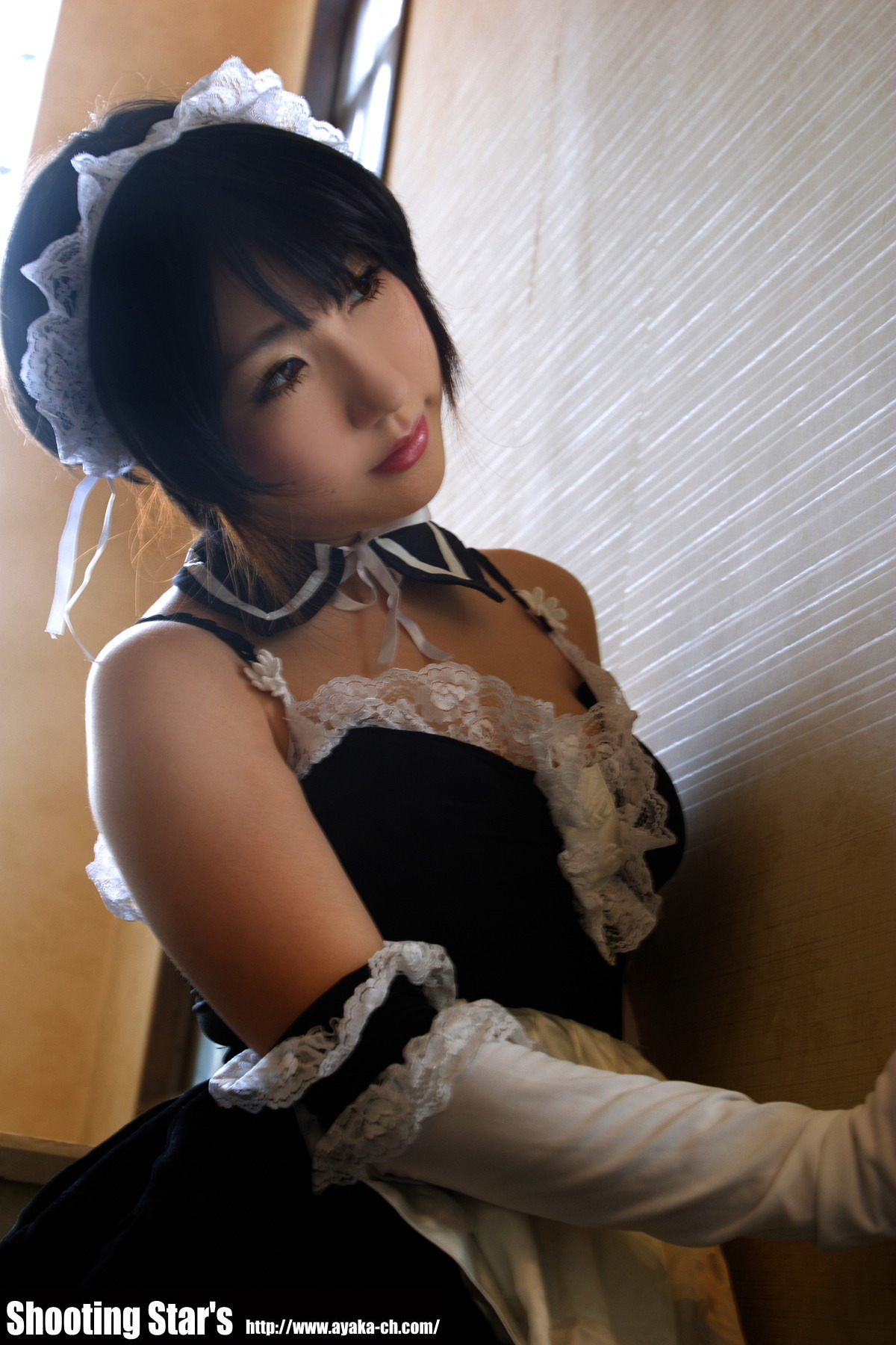 [Cosplay]  Sexy Maid with big boobs 2